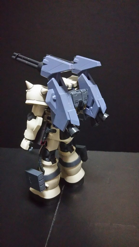 バックパックにカドリング
背面