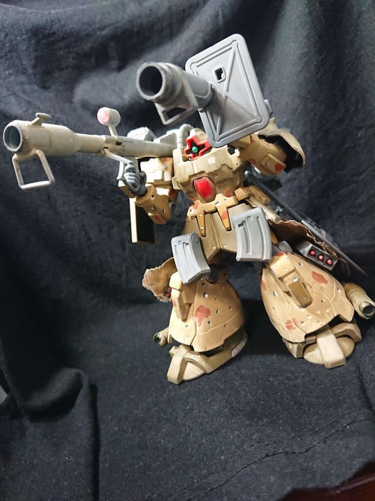 基本スタイルはバズーカ二挺持ち