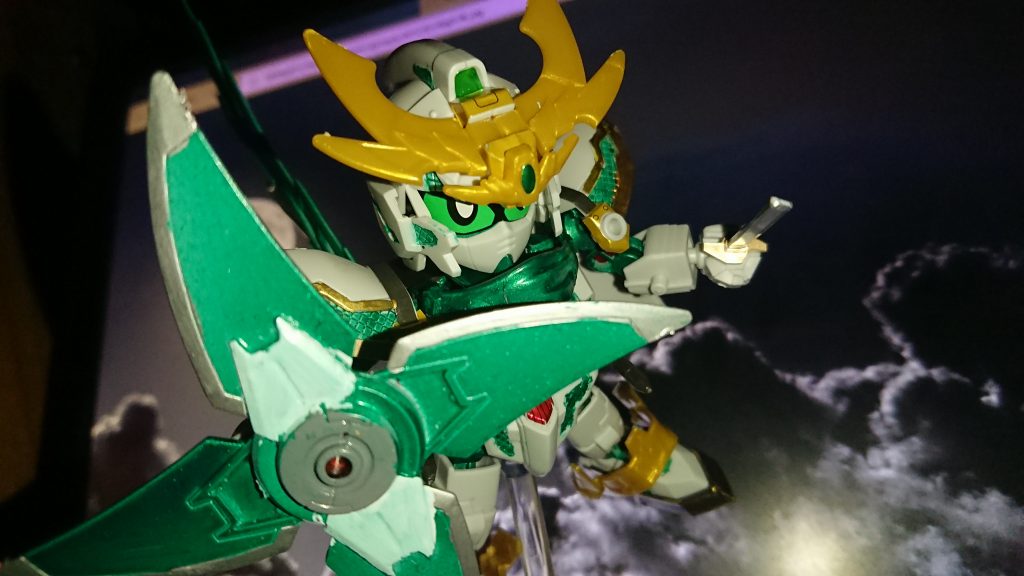 シールド手裏剣もサイコフレームの影響で緑に