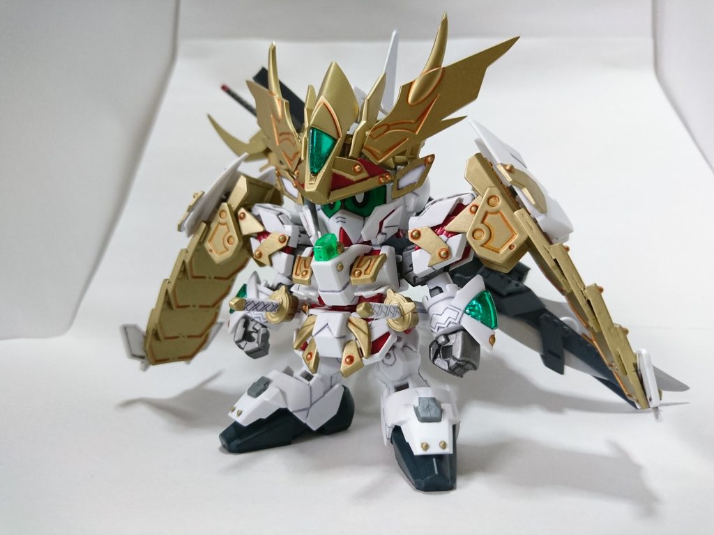 武者形態。この形態から巨大刀を扱えるようになる本気モードです。