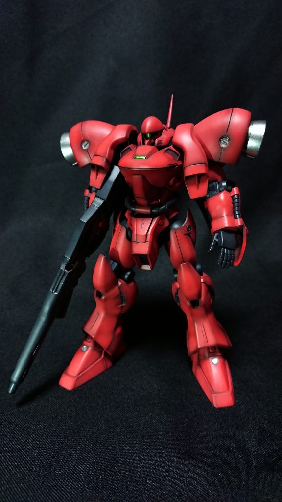 強襲用MSの系統をケンプファーから引き継いだ機体形状です。
中身がガンダム試作4号機というのが面白いですね。