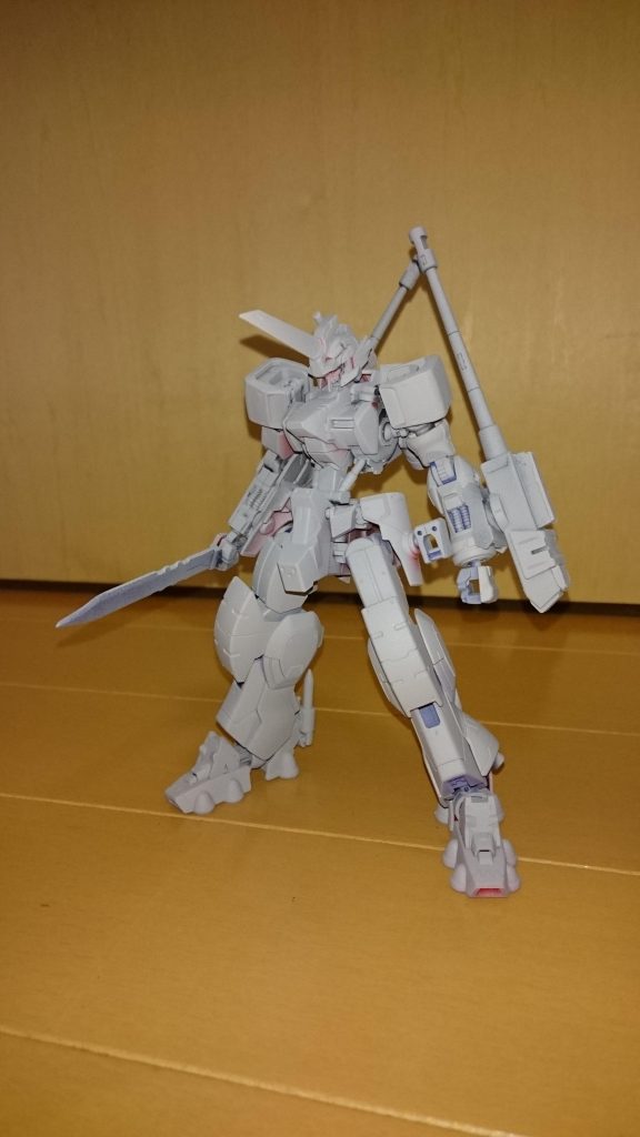 本体はシンプルです。