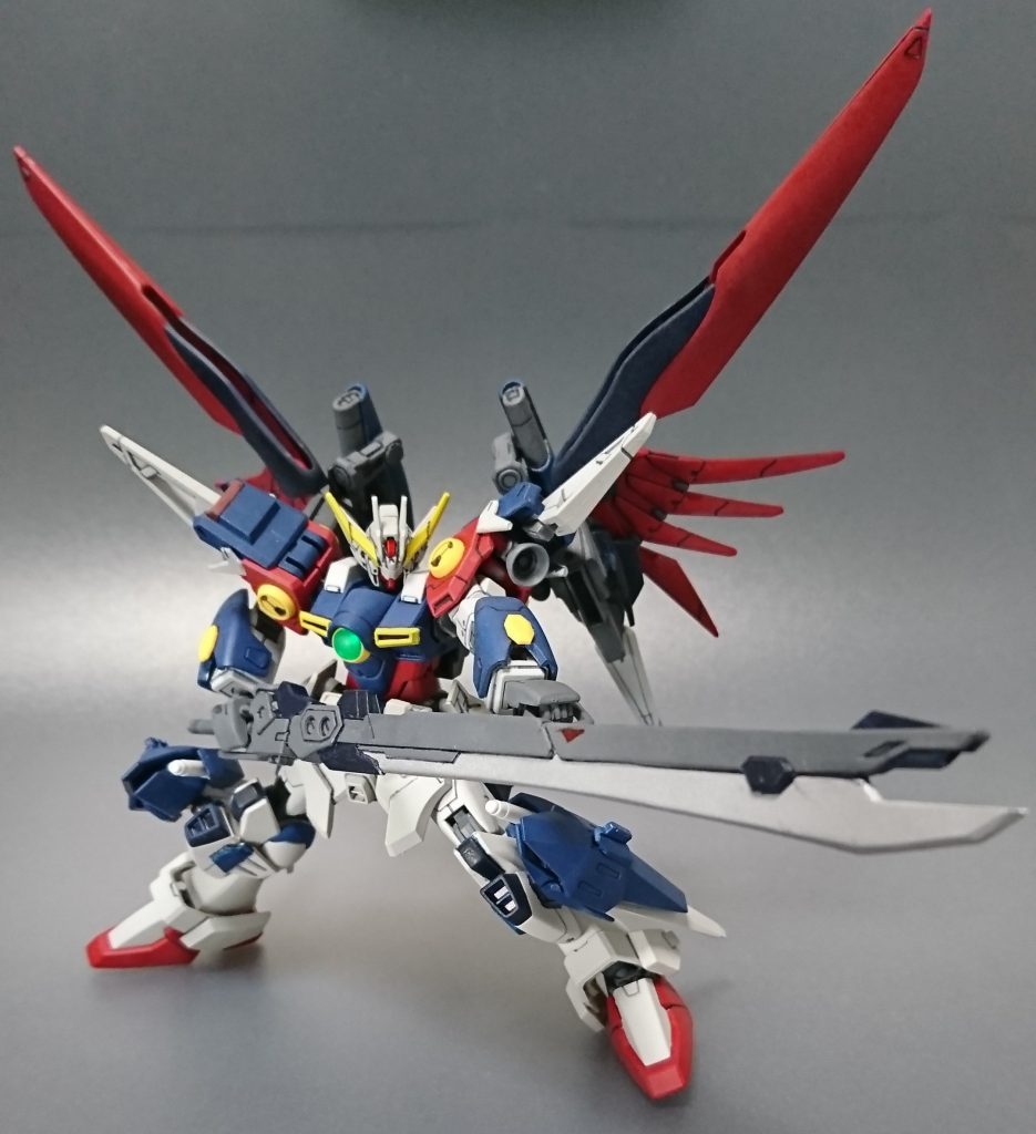 バレルカリバーン:本体程ある実体剣であり、砲身による長距離砲撃が可能である。