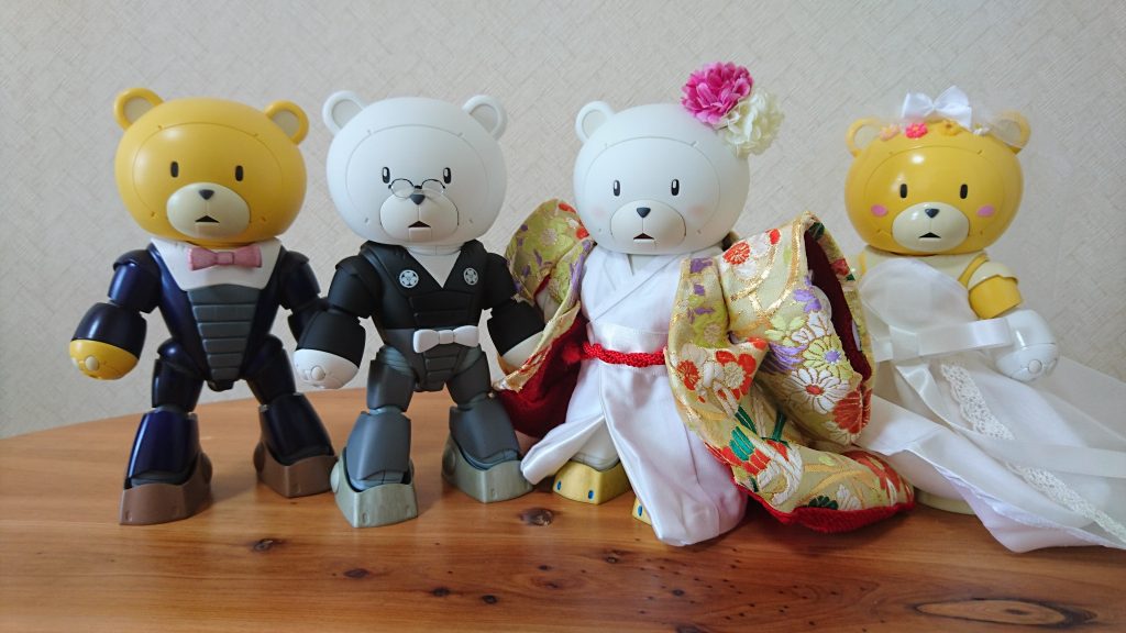 唯一残っているベアッガイWとmk-Ⅱの並び立ちの図。
各部の工作が上達したのはもちろんですが、mk-Ⅱは和装なのでどちらも艶消し仕上げにしています。