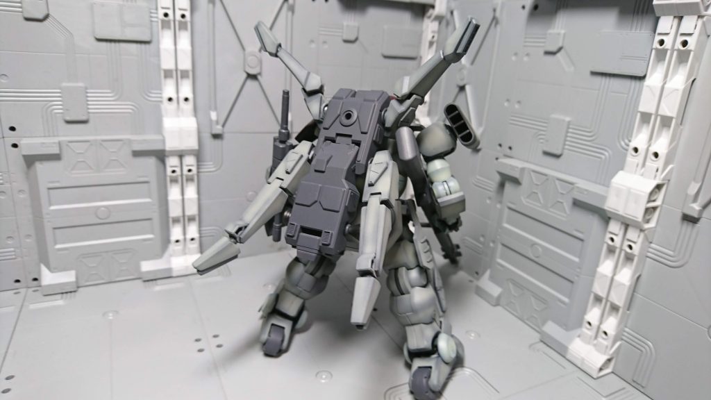 バックパックは、K9の物を一部ディティール追加して使用しました。
※エッジ処理だけでもバリっとして気に入ってます^^