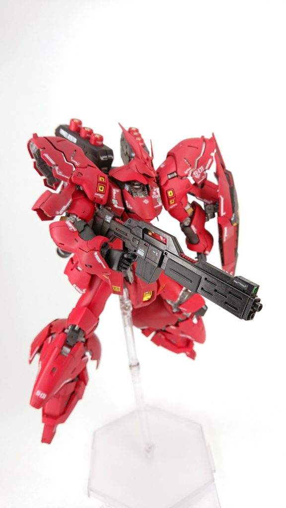 各部装甲展開。
サイコフレームの表現入れてみても良いかも？