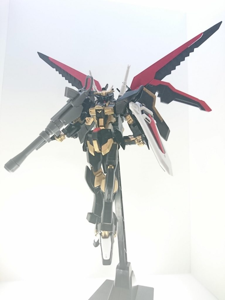 ガンダムナハティガル
ガンダムナハティガルプロトゼロをGBNで使用できるようにした実験機
複合型ゼロシステムはおろかゼロシステムも採用していない。
機体のスペックとしては申し分無いが、プロトゼロの性能を再現することは全く出来ず、見た目が似たガンダム程度であった。