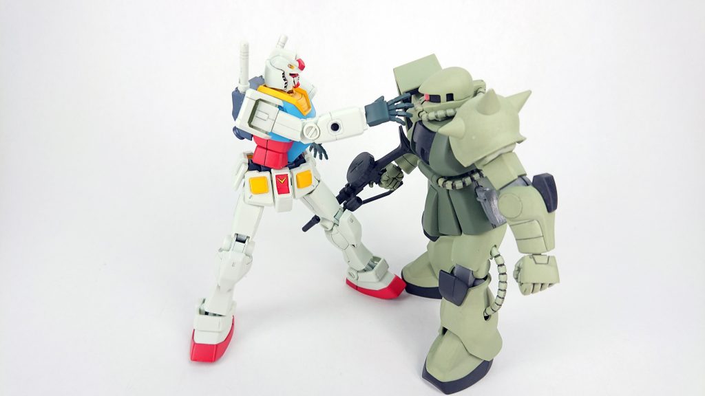 例のシーン①
動力パイプを引きちぎるシーン。