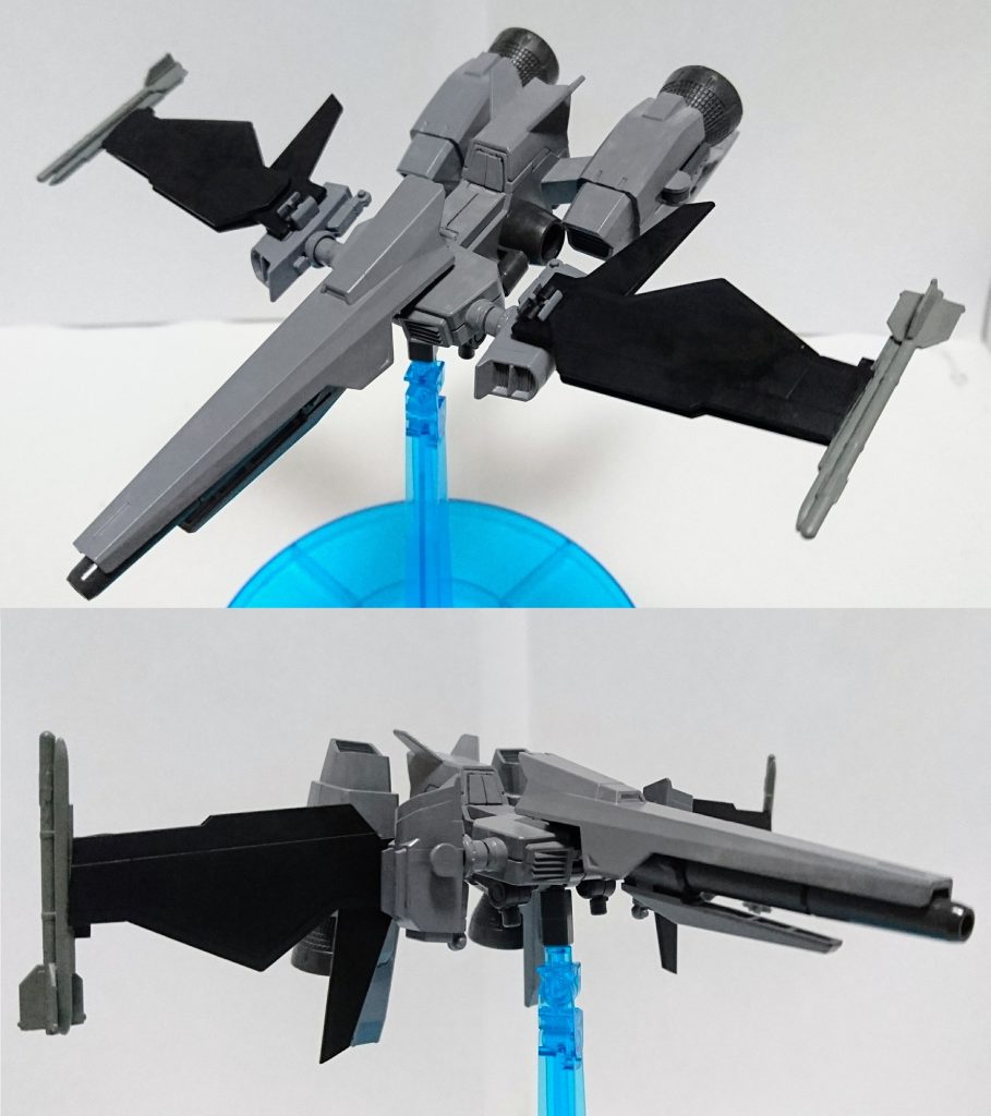 バックパック兼支援機「Zndブースター」。メガライドランチャーにビルドブースターのウイングを組み合わせている。機首部ビームカノンと翼端部ミサイルで武装し、ホバリングモードに変形可能。