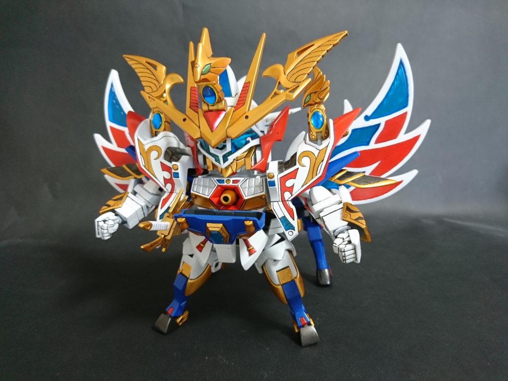 人馬凰形態。
足回りの可動範囲を強化したお陰で、嘶きのようなポーズもできるようになりました。
太陽砲ももちろん発射可能。