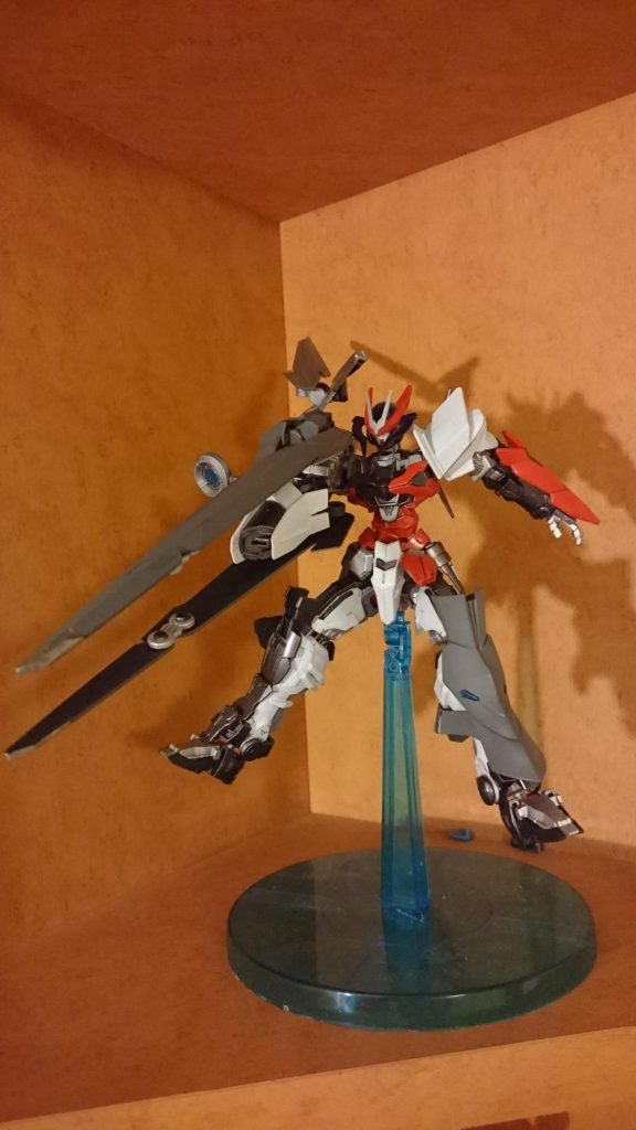 アストレイノーネイム–3枚目/制作者：ですく