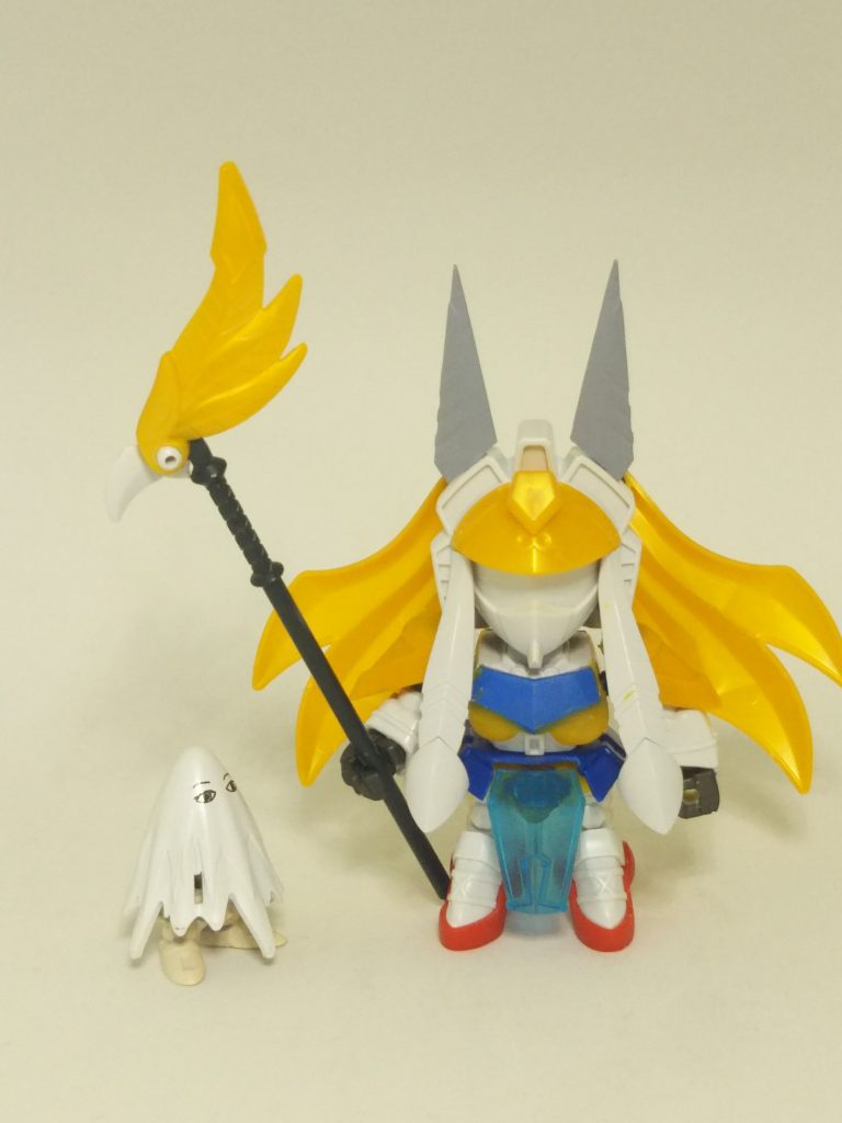 耳？はsdガンダムneoのバウンドドック、もみあげはマジンボーンのシャークの脛
杖は祝融の角にLBXアキレスのランス、LGBB闇将軍の腕です
スカートは孫権ガンダムの腰