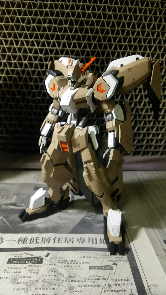 デカール貼る前です。