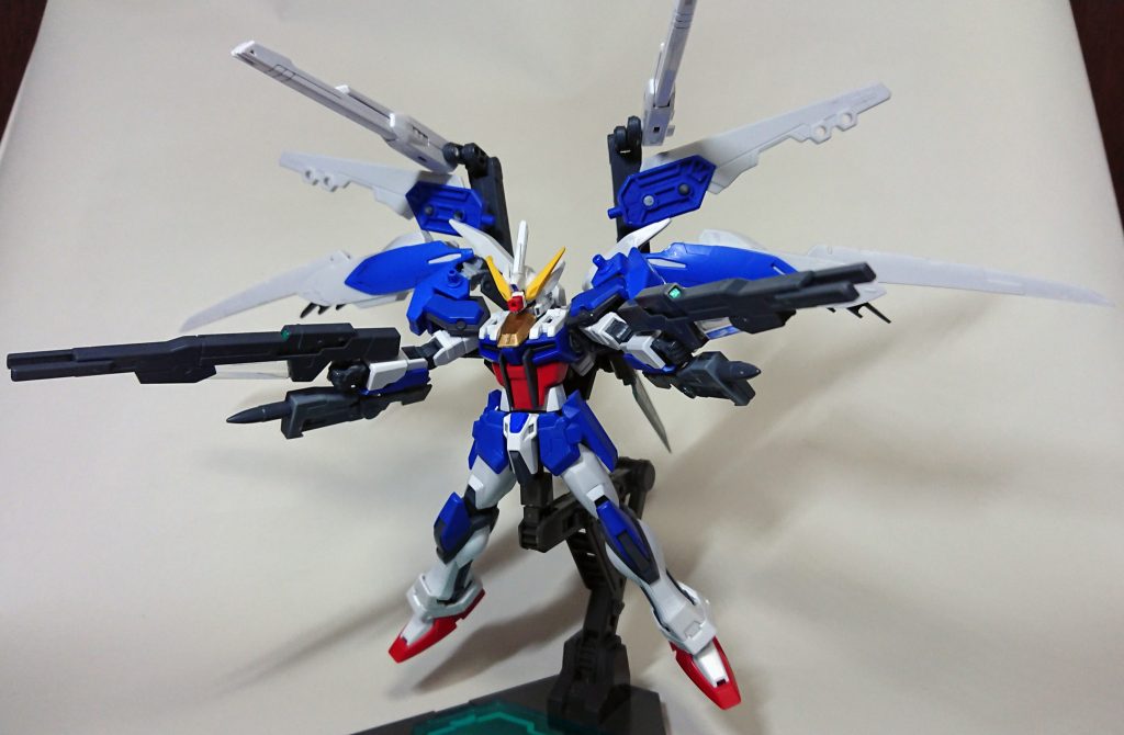 フルバースト形態。羽の動きが複雑かつ展開に時間がかかるので、あまり使われないらしい。
ここぞという時の一発用。