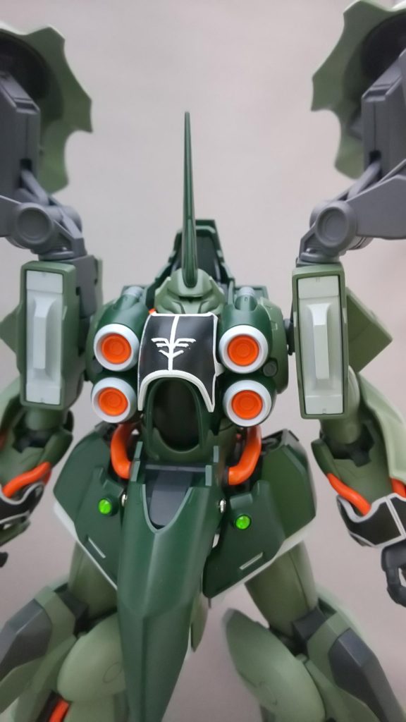 バストショット。