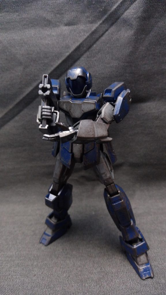 ハンドガンモード?ライフルを分割して出来る形態なんですが、劇中で使ったかなあ?