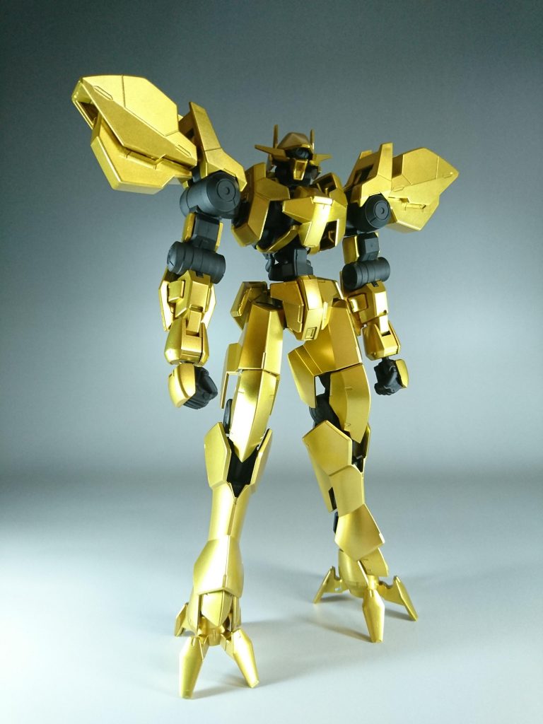 アインの黄金聖衣–2枚目/制作者：滝 由佳理