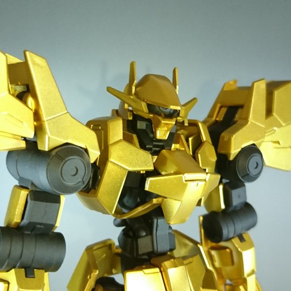 アインの黄金聖衣