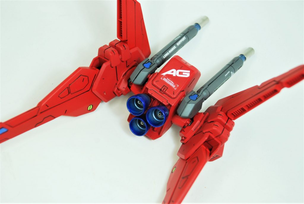 バーニアはキャンディ塗装しました。メタルパーツなど埋め込み