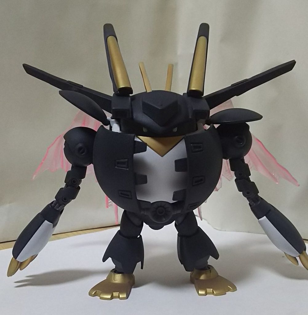 正面。ある意味メインその2であるマントがちょっと見えづらいかな・・・
メインその1は頭です。当然!