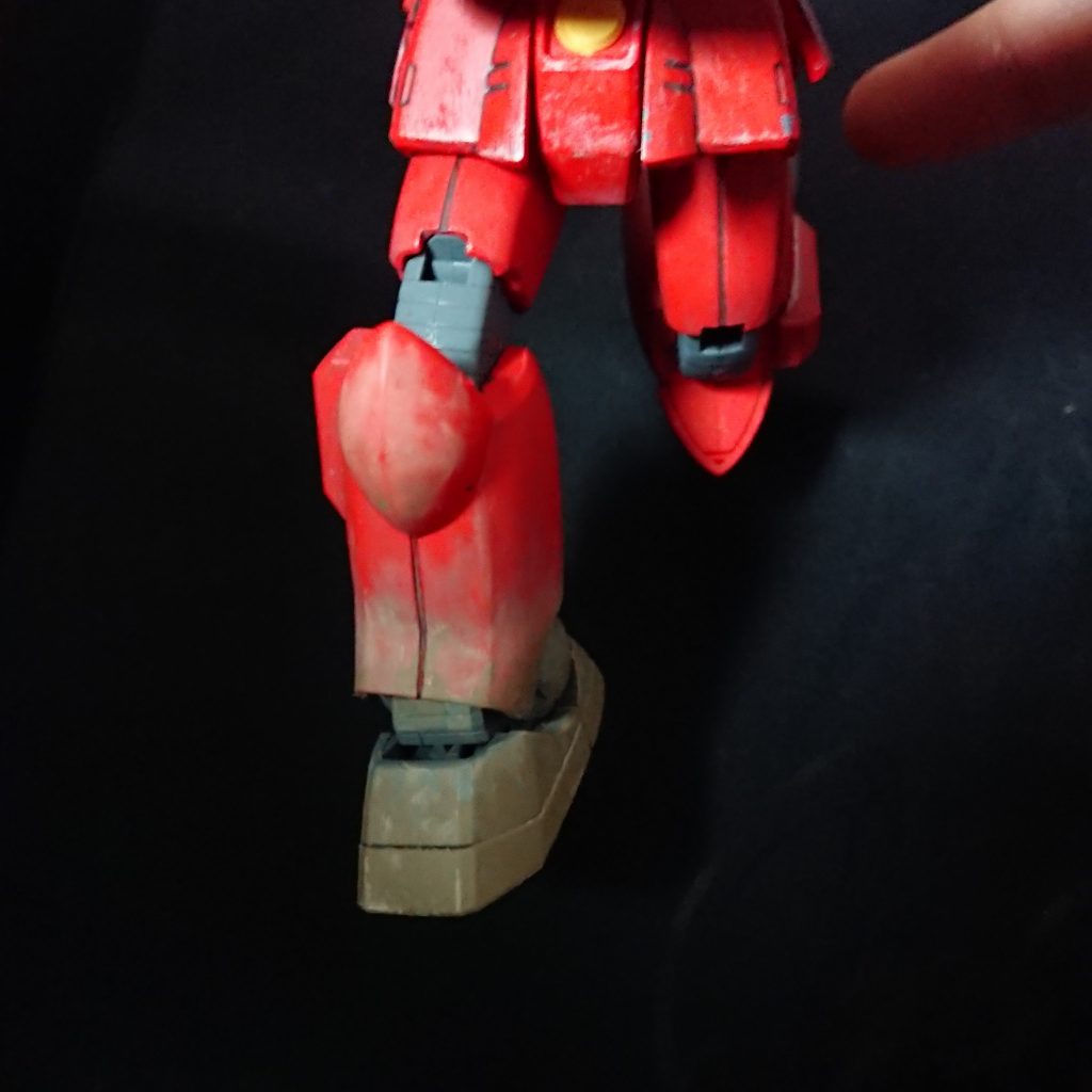 泥土汚れはウェザリングスティック3種類使ってベタベタ、綿棒でぬりぬりと。たっ、楽しい…