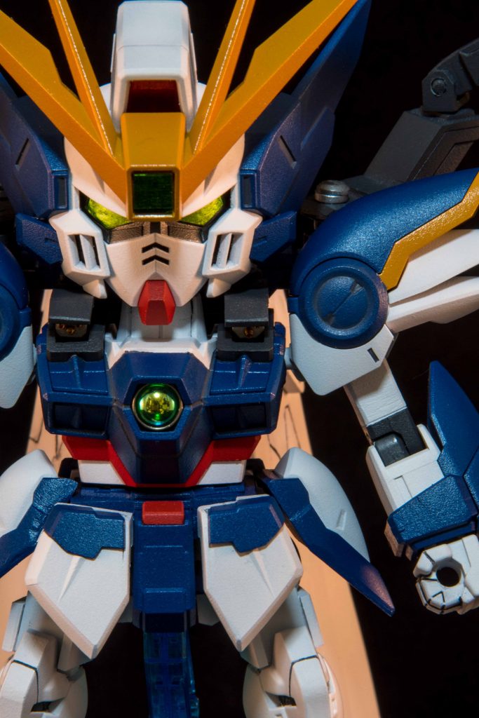 マシンキャノンを再現しました
内部はプラ板とパイプモールドです
収納できるように可動式にしました