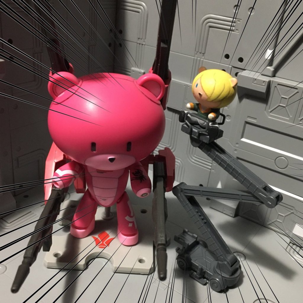 MGシャアザクⅡVer.2にだけ付いてる整備車両がぴったりだったりします。これだけ別売りして欲しいですね。