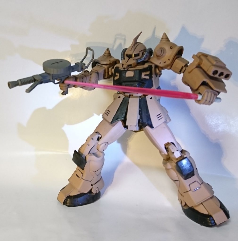 アクトザクなのでビームサーベルが使えます