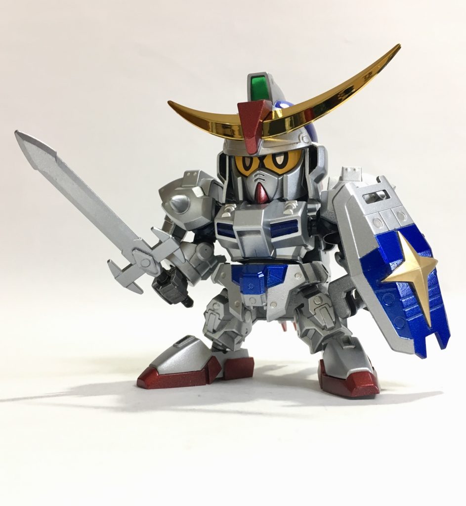 騎士ガンダムカラーも似合うかなと思い塗装しました。