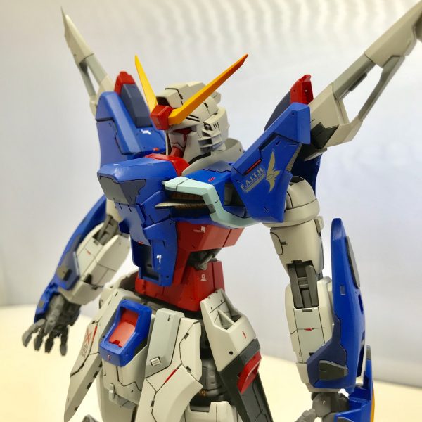 MGディスティニーガンダム