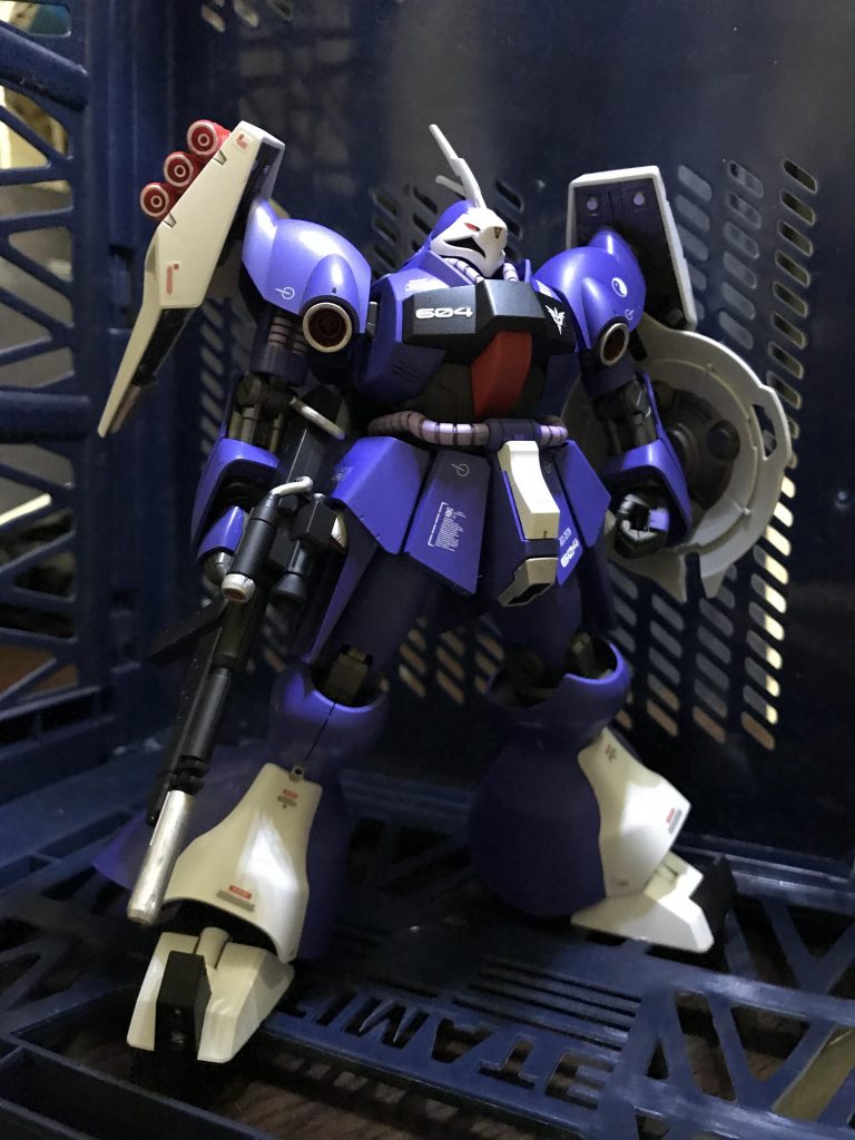 私の十八番、ブルーバイオレットで塗装しました。