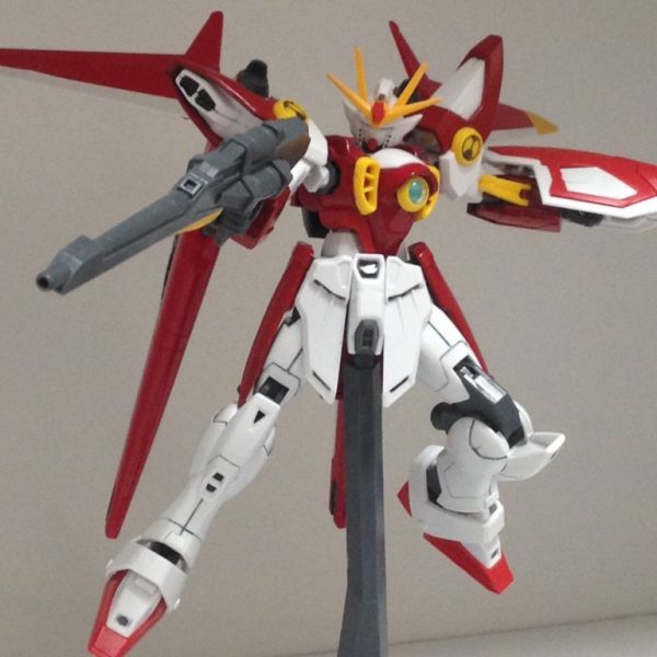 セイバーウイングガンダム