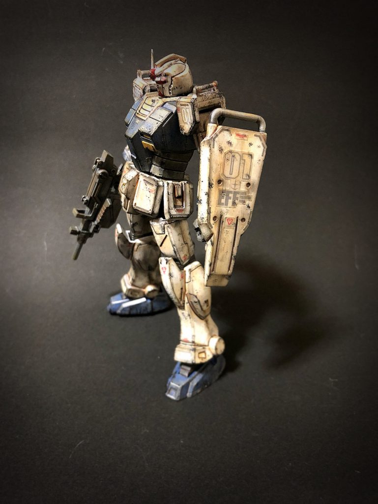 ウェザリングする時一番好きなのはシールド。嫌いなのは片脚、片腕（笑）