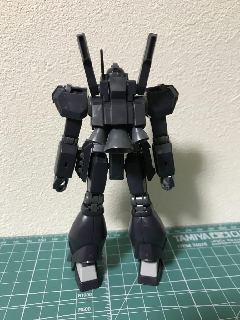 仮組背面