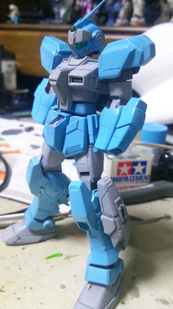 筆で塗装
すごく塗りやすかった…
エアーブラシ欲しい…