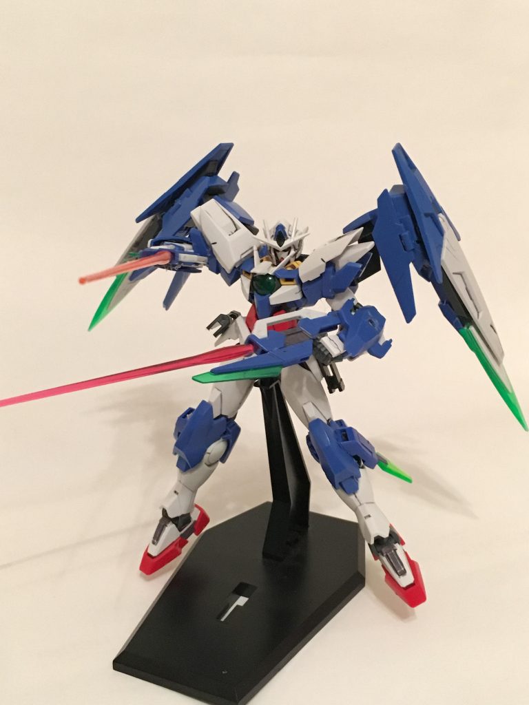 1ミリ穴を開口したのでサーベルつけられます。