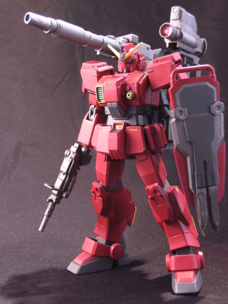 ビームキャノン+高感度センサー装備の支援型。イメージは「ガンキャノンⅡの武装データを用いた武装」というオラ設定。中、遠距離型共に、近接格闘にも対応出来るように、ジム・ストライカーのシールドを装備。