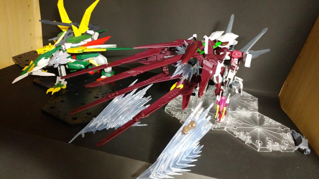 ノーネイムユニットを分離、連結してディスチャージシステムを再現。
射程、火力ともに本機最高のビーム砲である