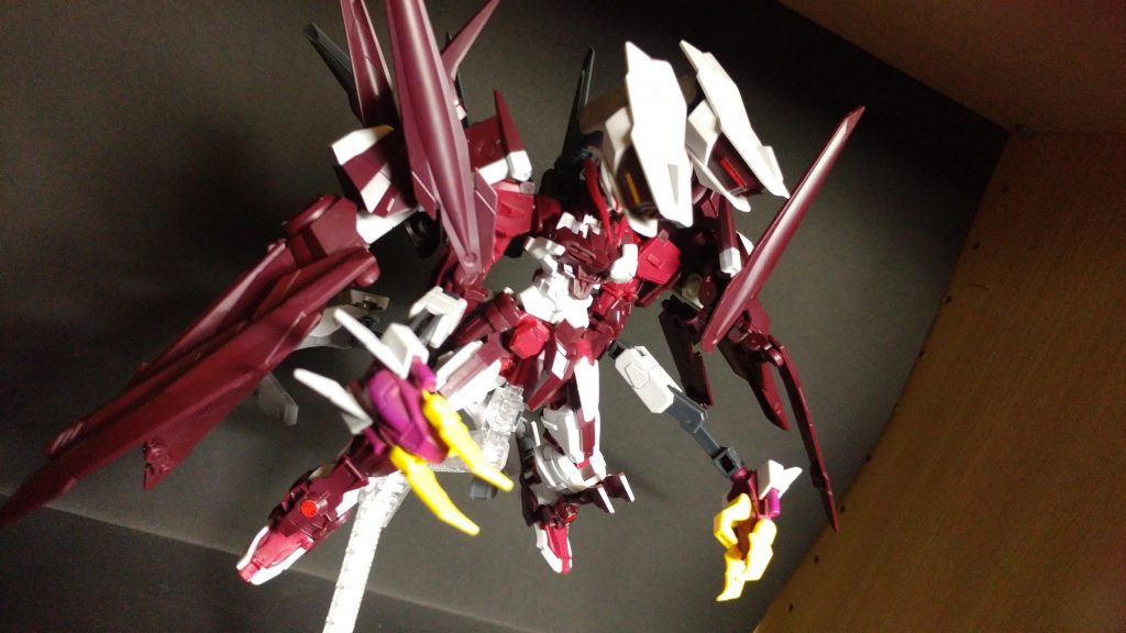 アストレイザハーク–9枚目/制作者：@tarausa38