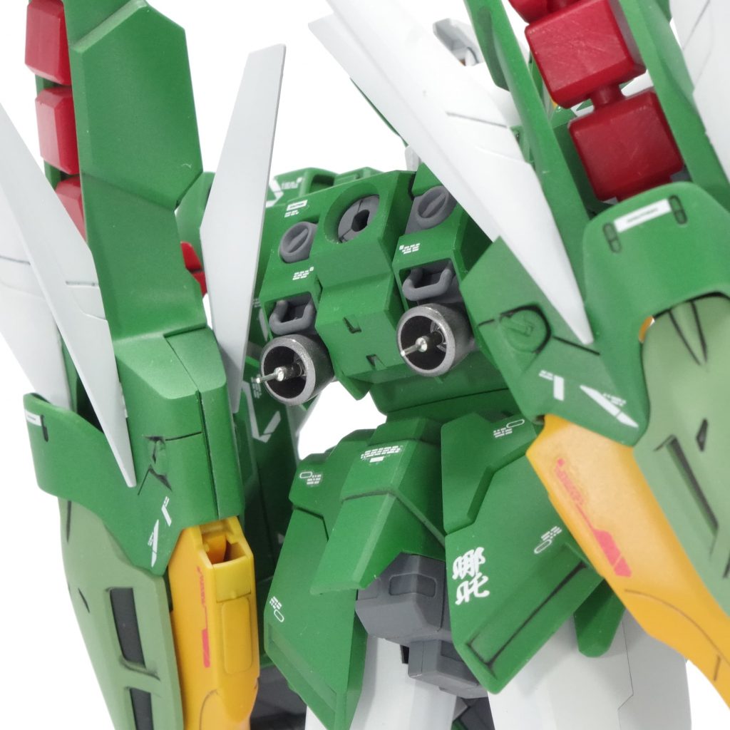 スラスターにICソケットピンを追加、唯一の改造点です。