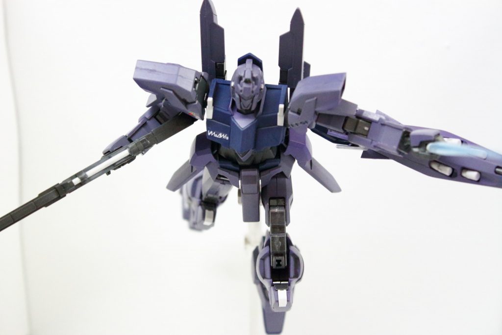 (´・ω・｀)TV版のOPシーンみたいなやつ、左の持ち手がないのでフェネクスので代用