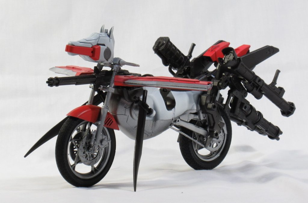 風雲再起輪。HGFCマスターガンダム付属の風雲再起とタクティカルアームズ、デュナメスアームアームズ付属の武装とアームパーツ、市販のバイクプラモで構成。