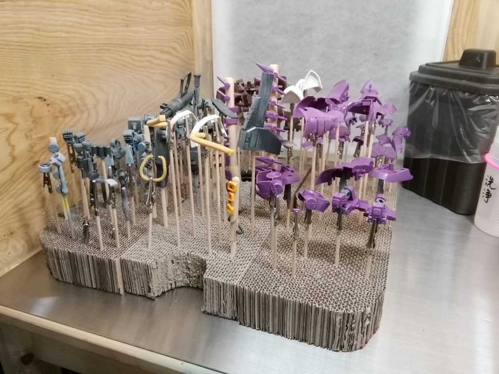 サフ前の状態。春日部模型教室　塗装ブースにて。