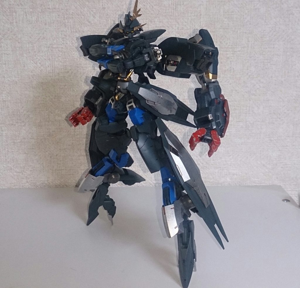 「ギャラルホルンの精鋭たちよ！今こそ我らの力を見せるとき、MAなど恐れるな！」

「おおー！」