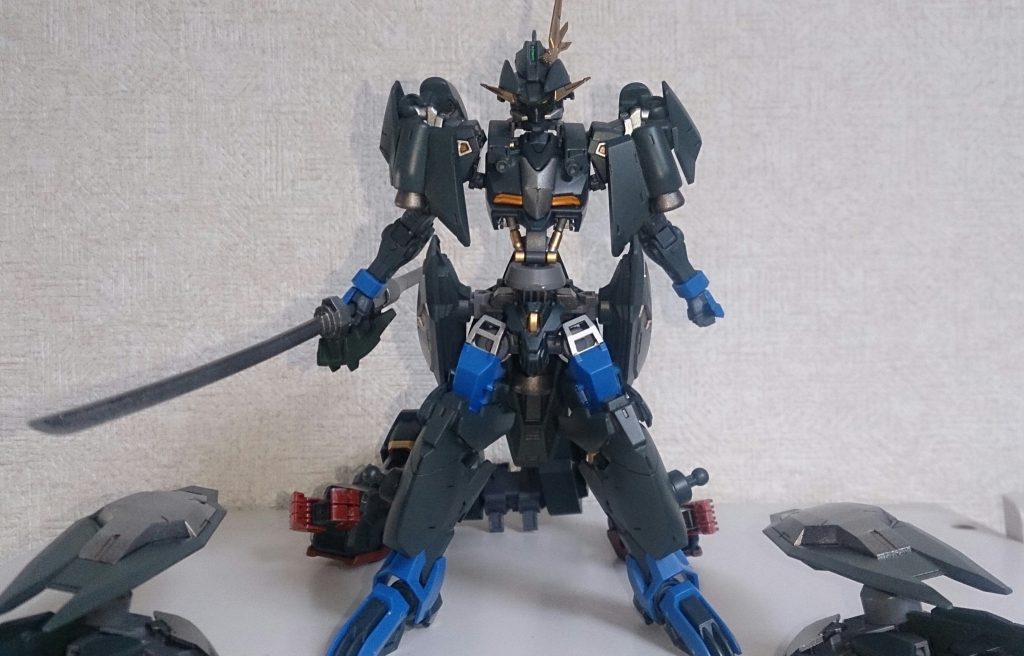 各部パージ可能で、魔法剣士みたいなイメージに。