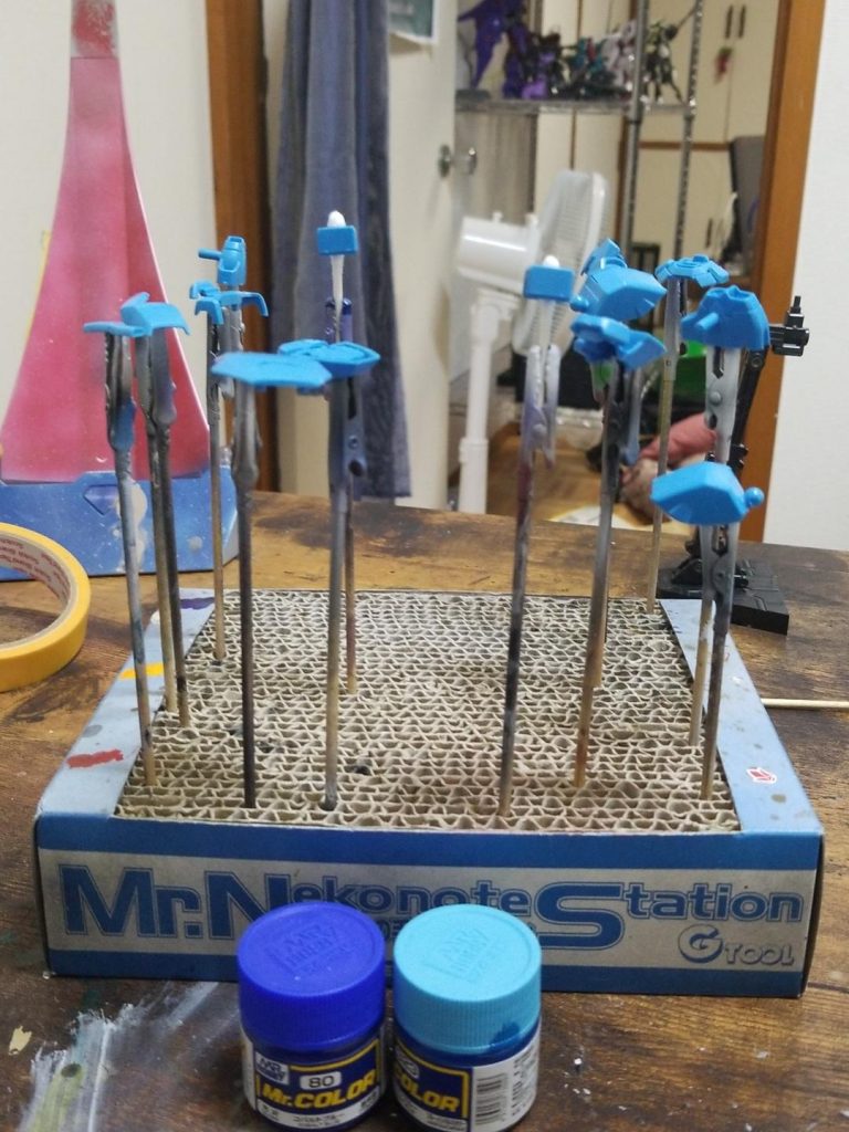 バラして色々塗って。