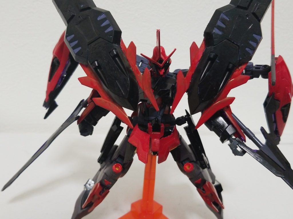 追加装甲シールド「ニーズヘッグ」
なぜこの名前かというと、なんとなく蛇に似てたから