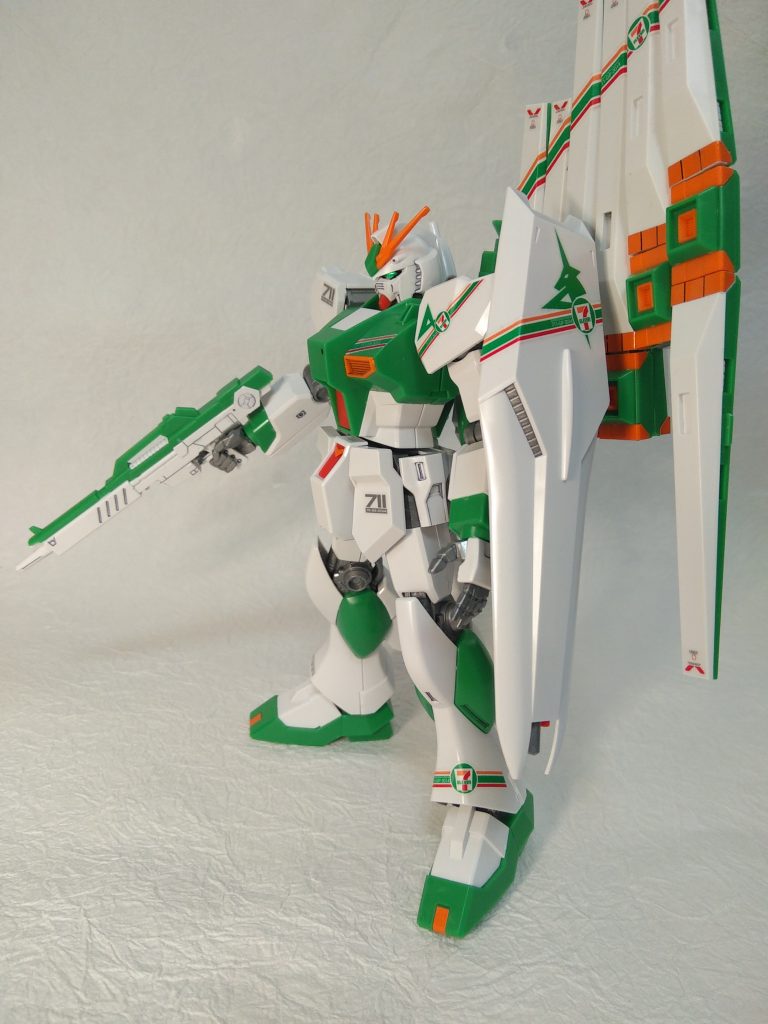 νガンダム　セブンイレブンカラー–3枚目/制作者：フルアーマプドウ