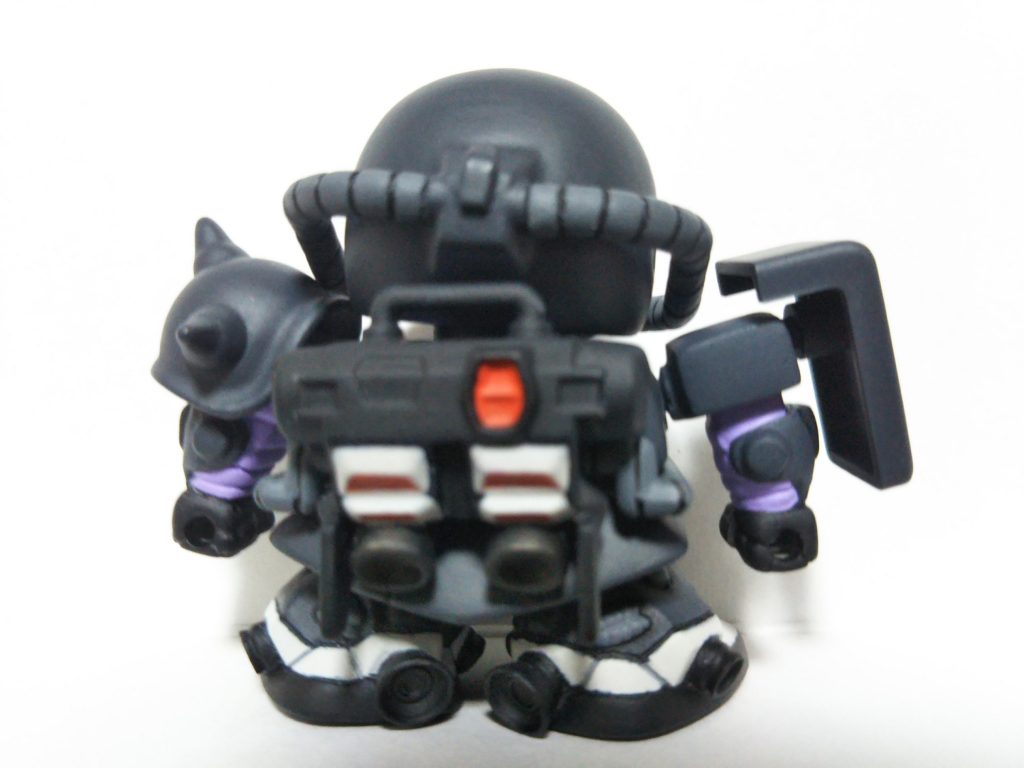 足のバーニアを大きく変えています。