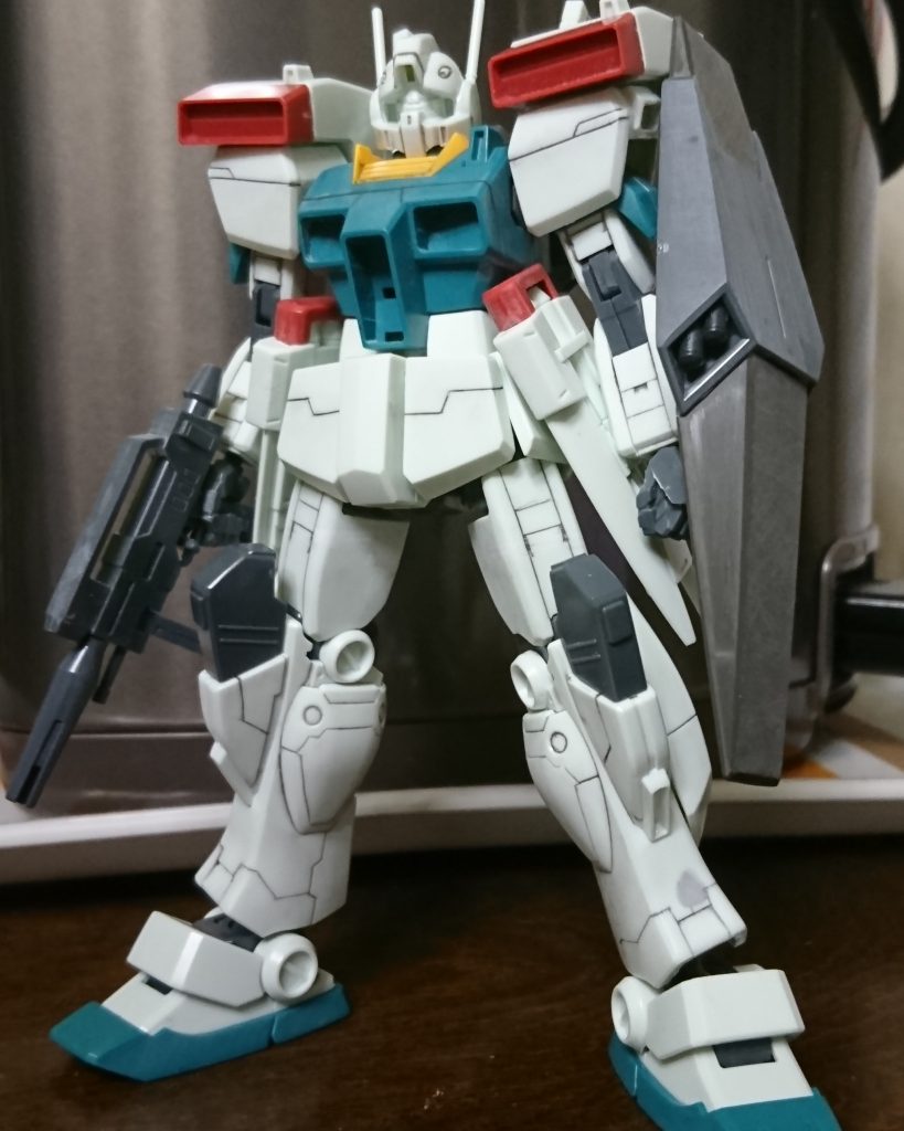 筋彫りの追加作業中です